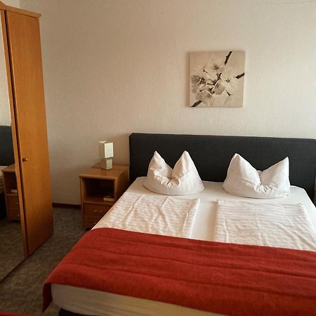 Familien- Und Aparthotel Strandhof Tossens Exterior foto