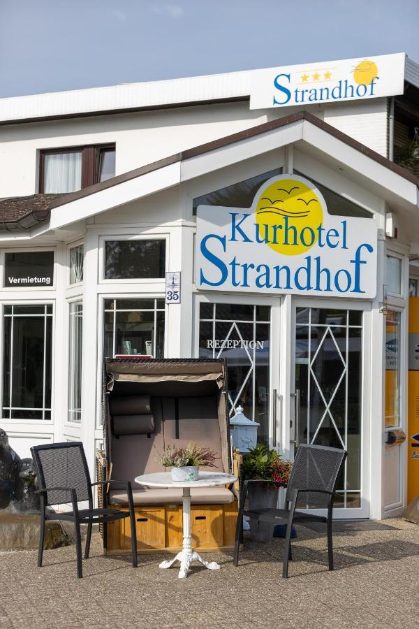 Familien- Und Aparthotel Strandhof Tossens Exterior foto