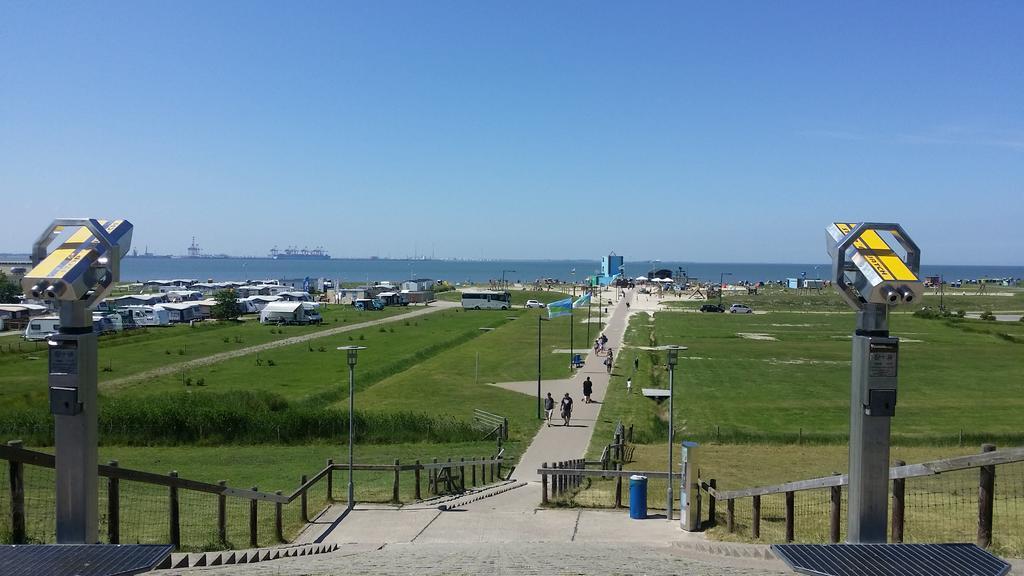 Familien- Und Aparthotel Strandhof Tossens Exterior foto